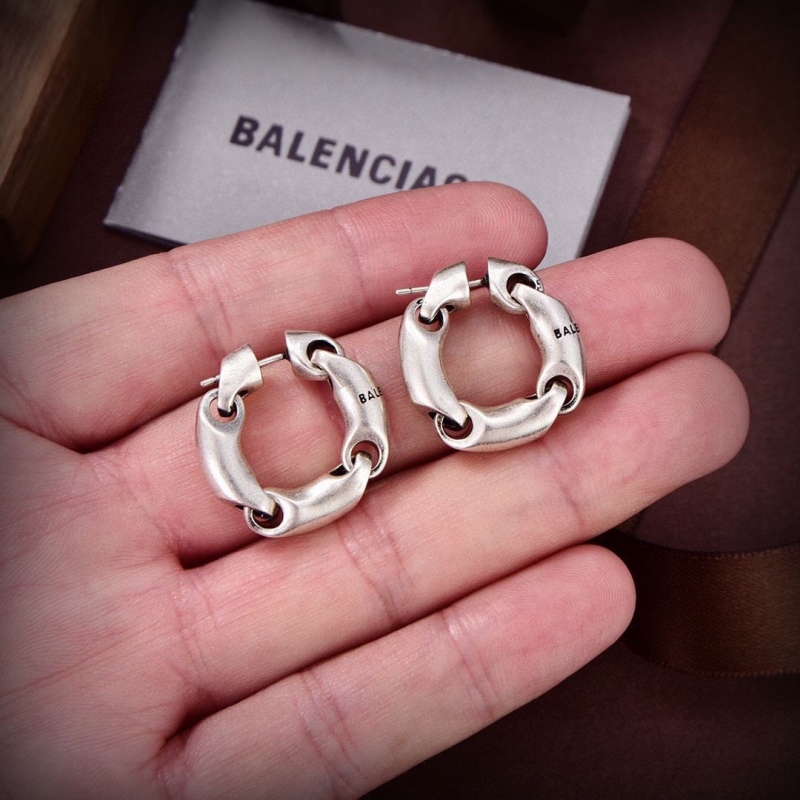 Ba*len*cia*ga earrings